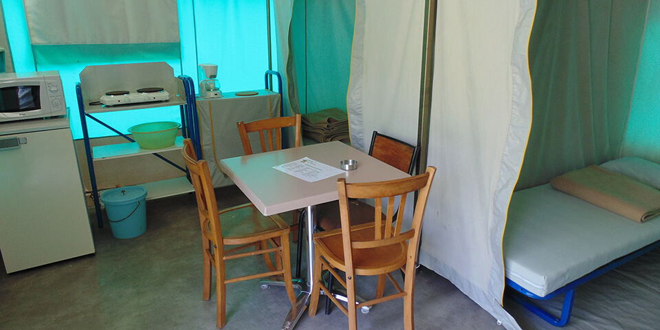 Chambre bungalow toilé à Cajarc